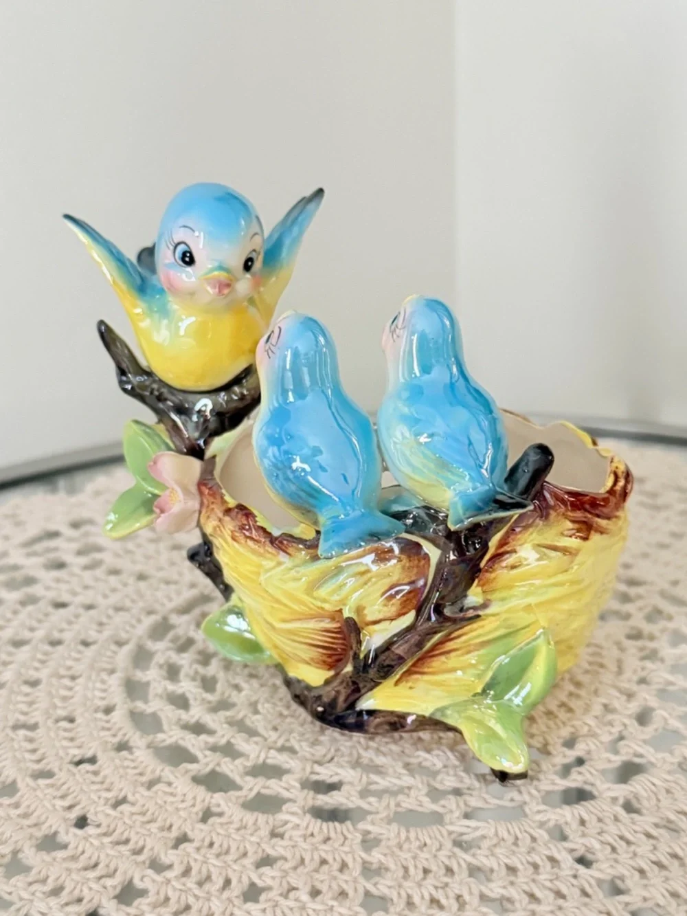 Norcrest  Vintage 1950's Bluebird Planter Mother Bird Perched w Her Two Babies